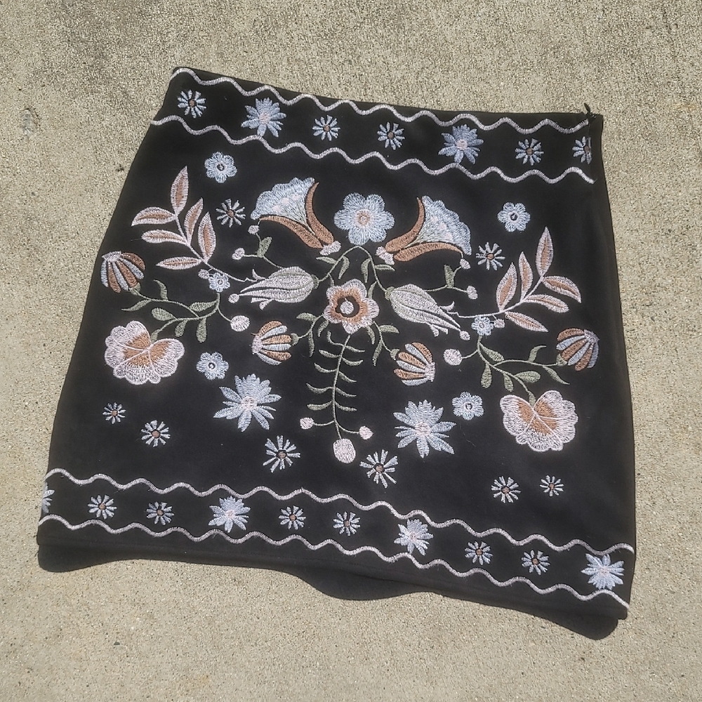 Altard State Small Embroidered Black Floral Mini Skirt